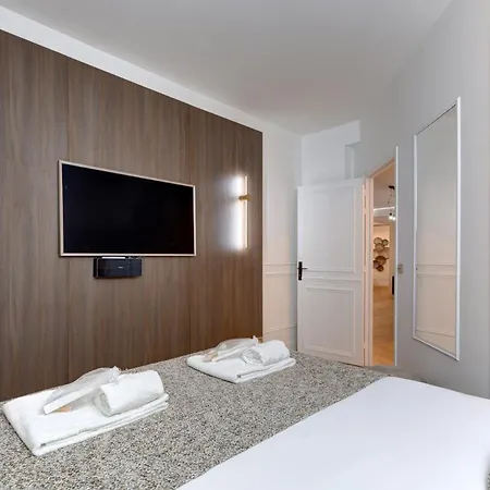 Bluestay 165 - Spacieux A Apartment Paris
